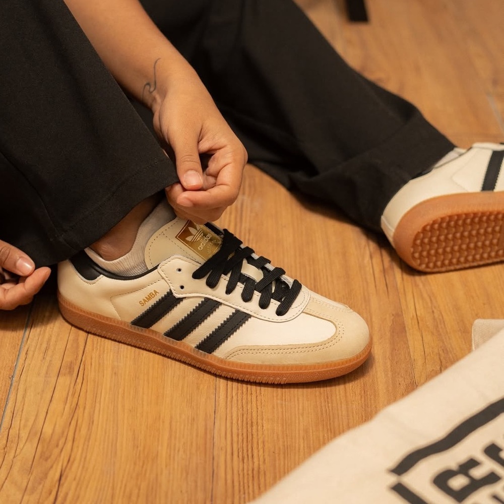 Adidas SAMBA Sneakers EUC